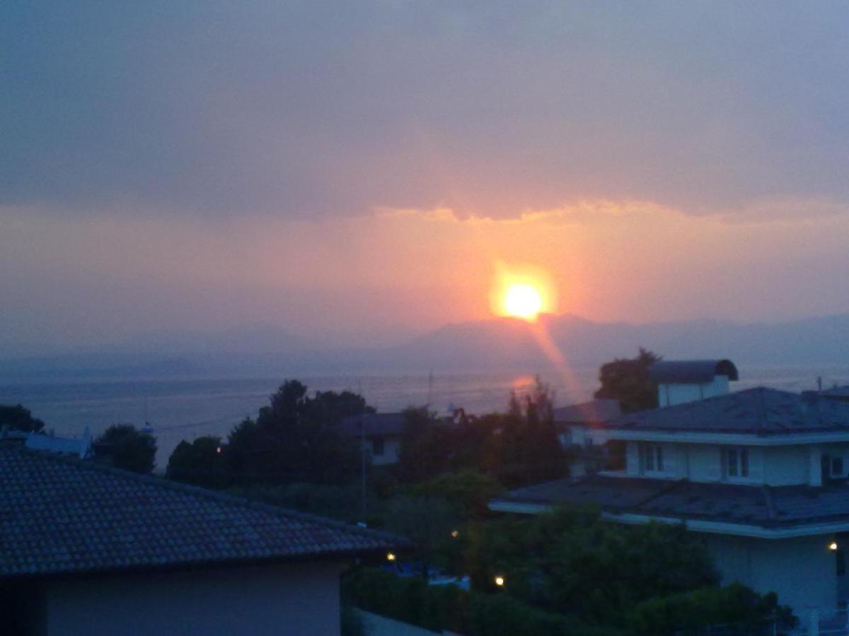 קאבאיון ורונסה Residenza Al Sogno - On Lake Garda מראה חיצוני תמונה