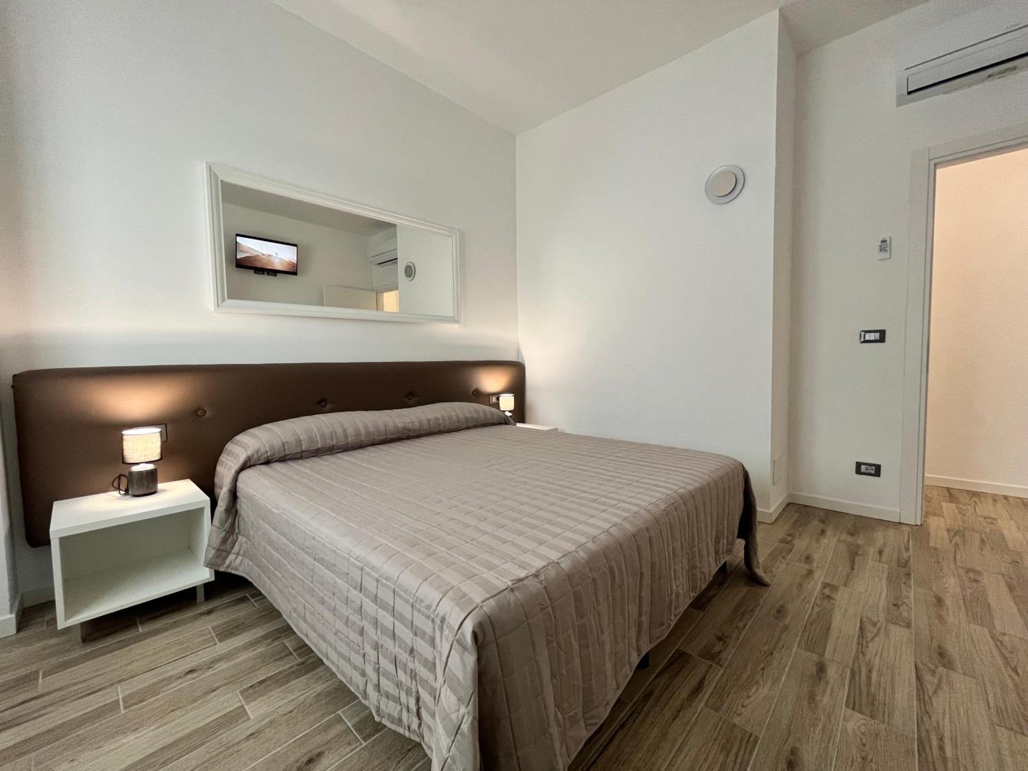 קאבאיון ורונסה Residenza Al Sogno - On Lake Garda מראה חיצוני תמונה